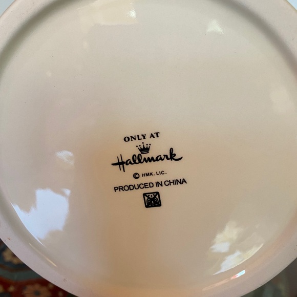 Hallmark 9” Snowman Christmas Cookie Jar Red Hat Green Scarf - Picture 9 of 9